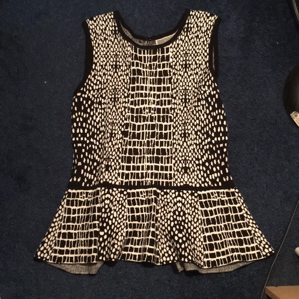 Liquid by Sioni black & white knit peplum top